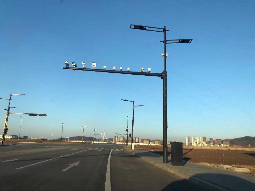 吴川市黑龙江佳木斯综合路灯杆项目